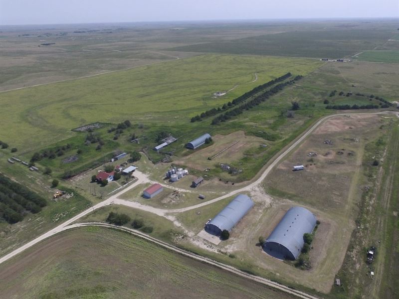 Lane-Ness County Line Farmstead : Dighton : Ness County : Kansas